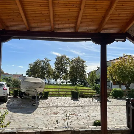 Platanidia Guesthouse Exterior photo